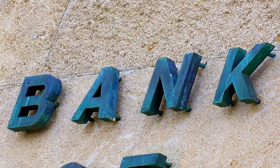 «Λεφτά υπάρχουν»! Δεν το λέει πια ο Γ.Παπανδρέου, το λένε οι τραπεζίτες