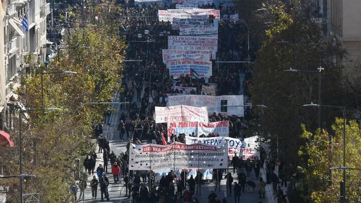 «Όχι στα ιδιωτικά πανεπιστήμια» – Νέος αγωνιστικός σταθμός το μεγάλο πανελλαδικό συλλαλητήριο την Πέμπτη