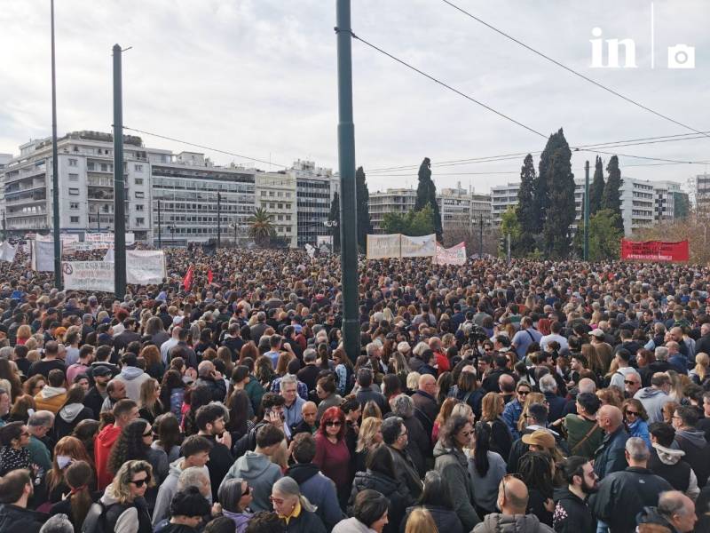 Τέμπη: «Όχι στη συγκάλυψη», δικαιοσύνη ζητούν δεκάδες χιλιάδες διαδηλωτές σε όλη την Ελλάδα και στο εξωτερικό